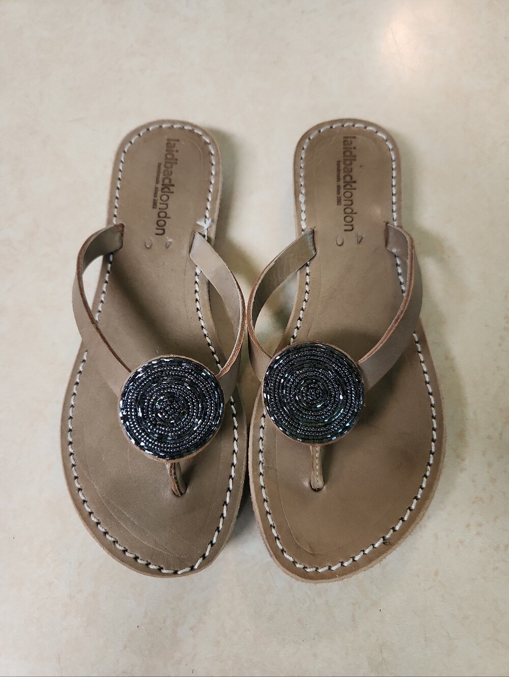 NEW Laidback London Doli Flat Thong Handmade Leather Beaded Sandals Size 9